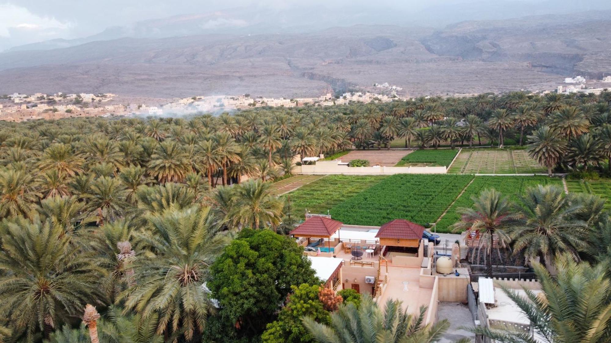 بيت نُزل السلام Bait Salam Inn Al Ḩamrāʼ 外观 照片