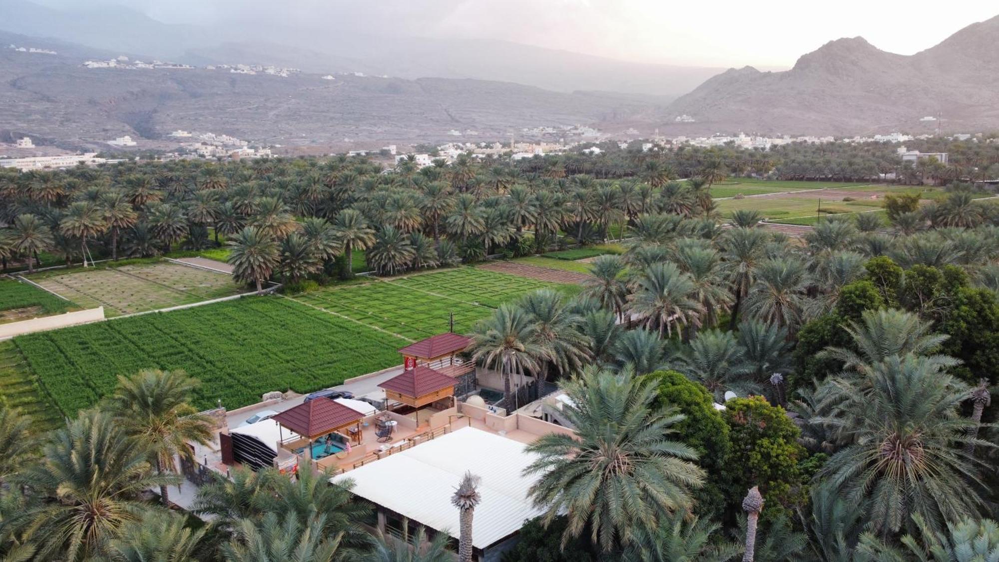 بيت نُزل السلام Bait Salam Inn Al Ḩamrāʼ 外观 照片